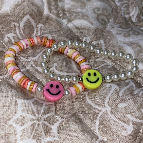 Bracelets! - Picture 1 of 1
